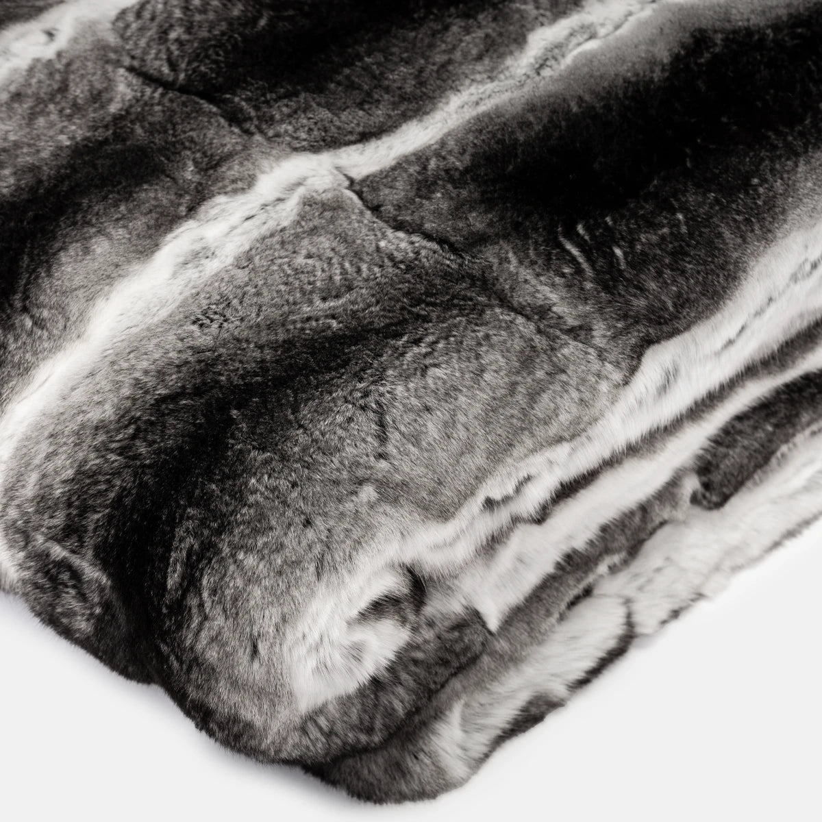 SOVEREIGN - CHINCHILLA BLANKET