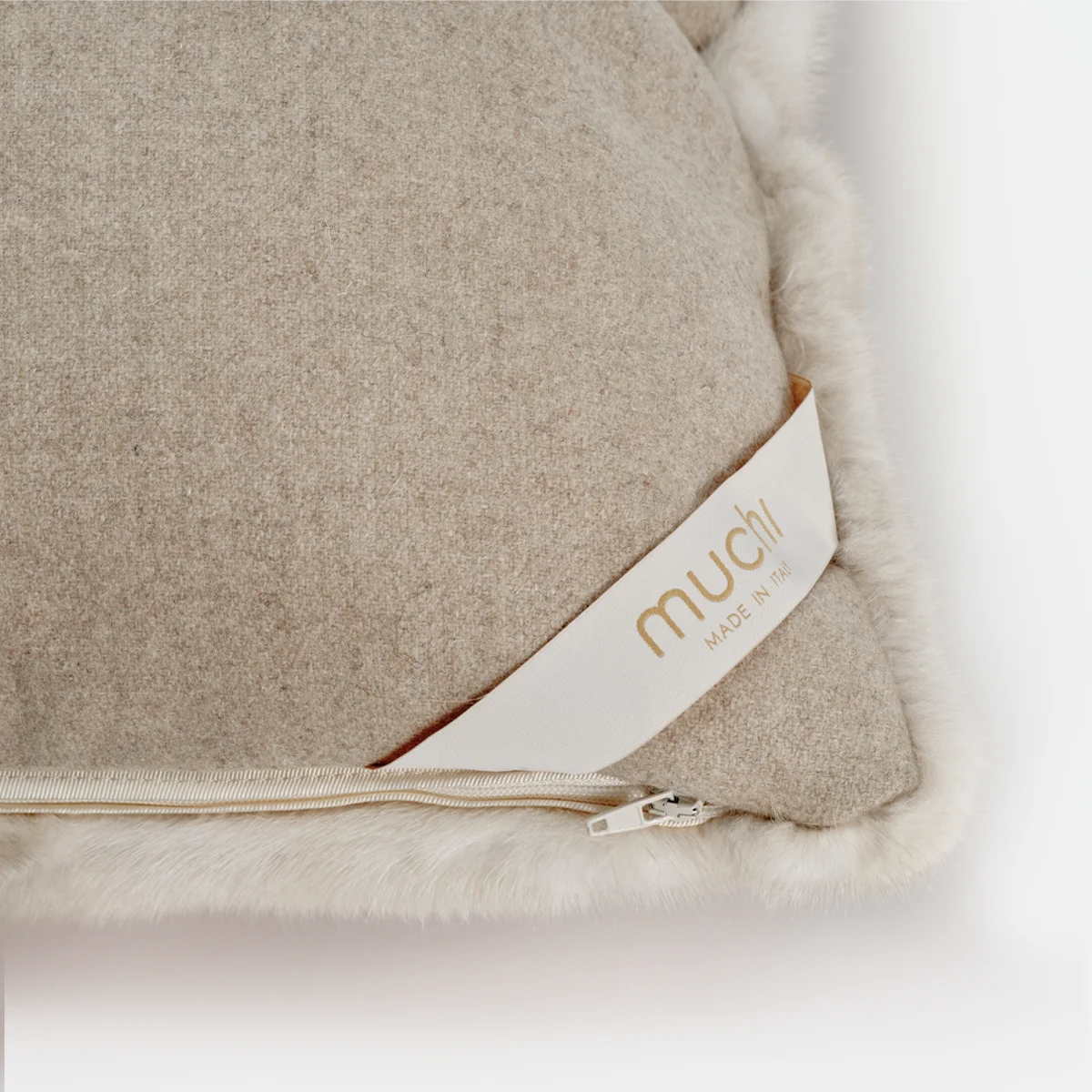 BACK TO SIDE - NATURAL MINK CUSHION