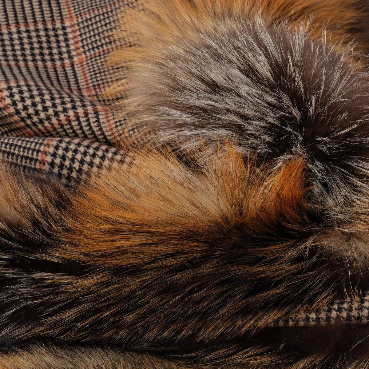 COUNTRYMAN - WOOL AND CASHMERE THROW BLANKET WITH GOLD CROSS FOX FUR HEM