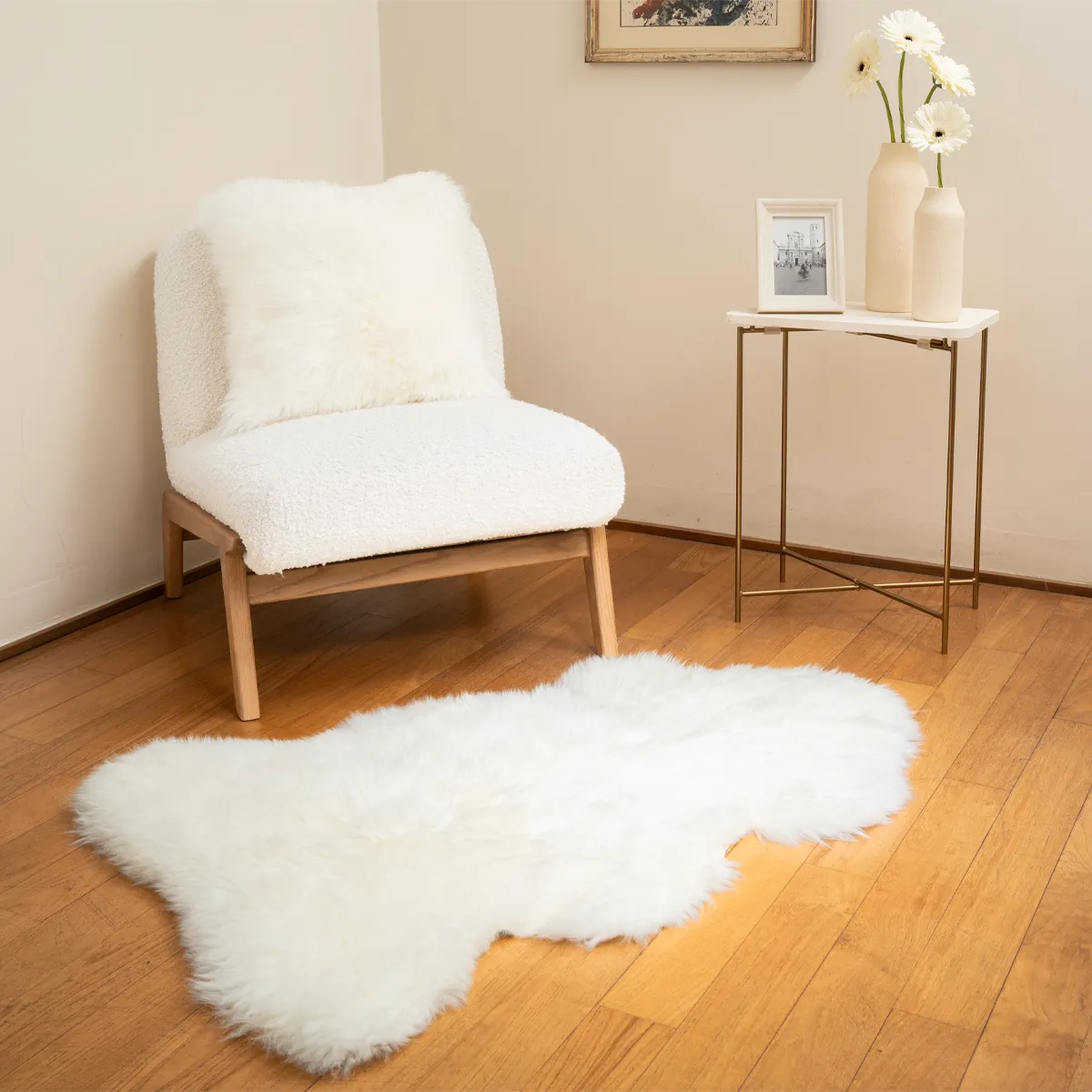 OLLENGO RUG - WHITE WOOL SHEARLING SHEEPSKIN RUG