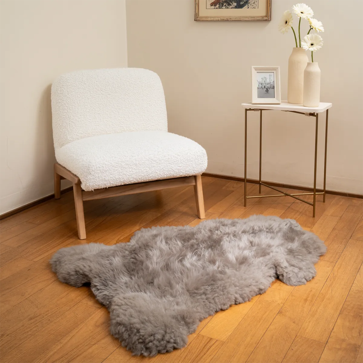 OLLENGO RUG - TAUPE SHEARLING SHEEPSKIN RUG