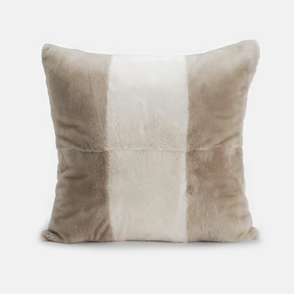 Yin – South American Beaver Cushion
