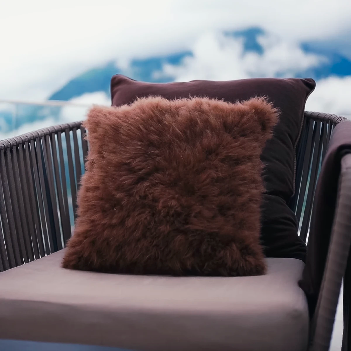 CHOCOLATE - NATURAL CASHMERE CUSHION